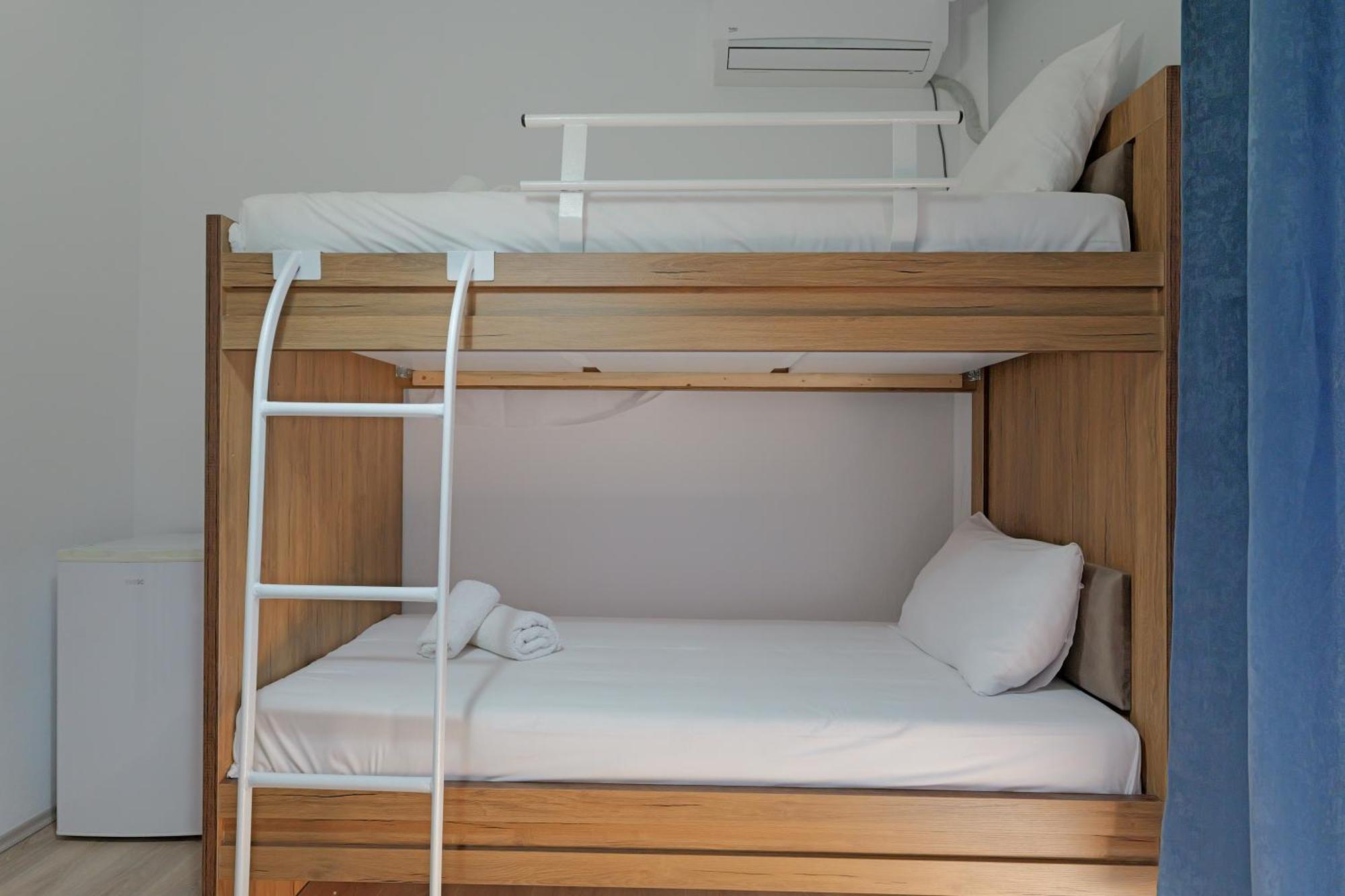 Hotel Holiday Sarande