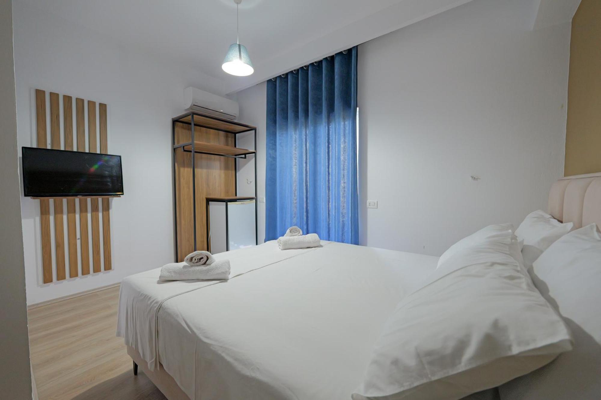 Hotel Holiday Sarande