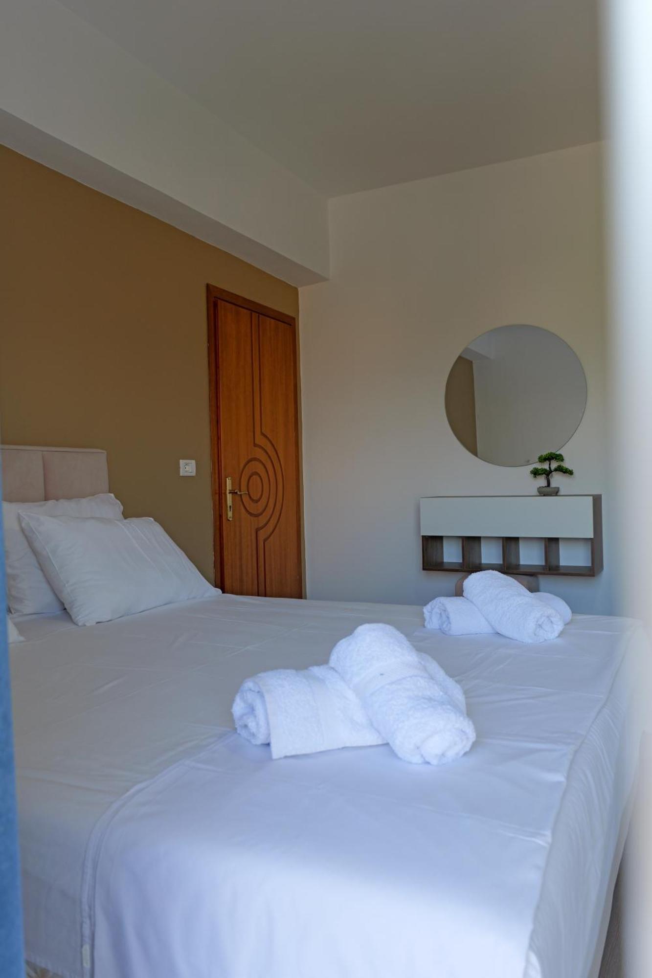 Hotel Holiday Sarande